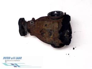 Gebruikte Differentieel achter Mercedes CLK (C208) 3.2 320 V6 18V Prijs € 200,00 Margeregeling aangeboden door Autodemontage van de Laar