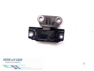 Gebruikte Motorsteun Opel Corsa D 1.0 Prijs € 30,00 Margeregeling aangeboden door Autodemontage van de Laar