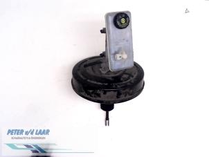 Gebruikte Rembol Renault Trafic New (JL) 2.0 dCi 16V 90 Prijs € 70,00 Margeregeling aangeboden door Autodemontage van de Laar