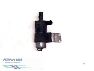 Gebruikte Waterpomp Mercedes C Combi (S202) 1.8 C180T 16V Prijs € 40,00 Margeregeling aangeboden door Autodemontage van de Laar