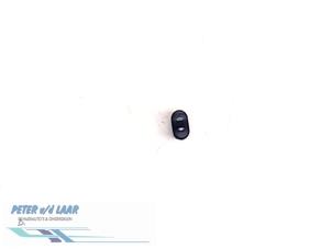 Gebruikte Schakelaar Elektrisch Raam Ford Transit Prijs € 10,00 Margeregeling aangeboden door Autodemontage van de Laar
