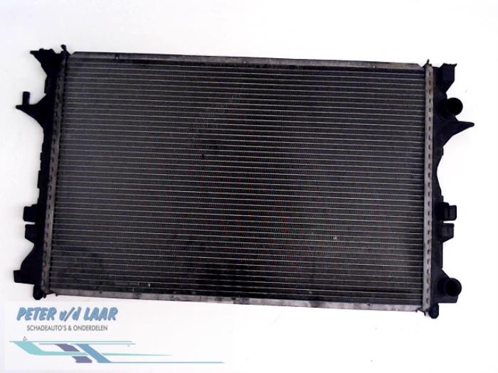 Gebruikte Radiateur Renault Vel Satis (BJ) 2.2 dCi 150 16V Prijs € 25,00 Margeregeling aangeboden door Autodemontage van de Laar