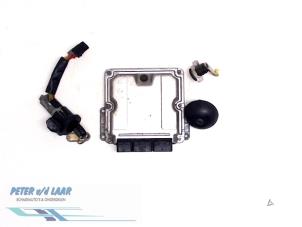 Gebruikte Computer Motormanagement Opel Movano Combi 2.2 DTI Prijs € 200,00 Margeregeling aangeboden door Autodemontage van de Laar