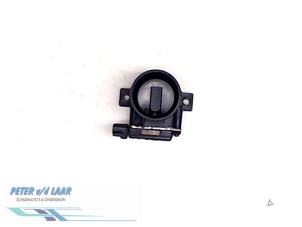 Gebruikte Luchtmassameter Ford Focus 1 Wagon 1.6 16V Prijs € 50,00 Margeregeling aangeboden door Autodemontage van de Laar