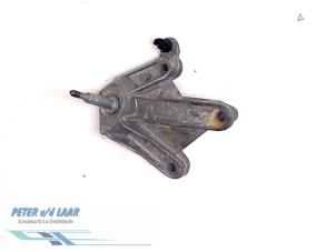 Gebruikte Motorsteun Renault Kangoo Express (FW) 1.5 dCi 85 Prijs € 40,00 Margeregeling aangeboden door Autodemontage van de Laar