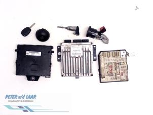 Gebruikte Computer Motormanagement Renault Kangoo Express (FW) 1.5 dCi 85 Prijs € 450,00 Margeregeling aangeboden door Autodemontage van de Laar