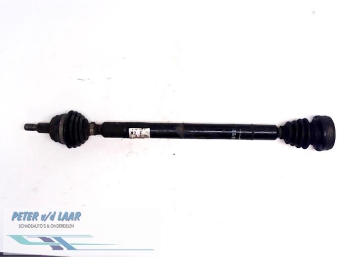 Gebruikte Steekas rechts-voor Volkswagen Golf IV (1J1) 1.9 SDI Prijs € 35,00 Margeregeling aangeboden door Autodemontage van de Laar