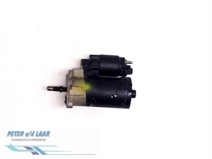Gebruikte Startmotor Volkswagen Polo III (6N2) 1.0 Prijs € 40,00 Margeregeling aangeboden door Autodemontage van de Laar