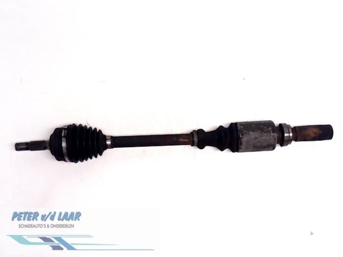 Gebruikte Steekas rechts-voor Peugeot 106 II 1.4 XN,XR,XS,XT Prijs € 35,00 Margeregeling aangeboden door Autodemontage van de Laar