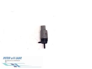 Gebruikte Ruitensproeierpomp voor BMW 5 serie (E60) 535d 24V Prijs € 20,00 Margeregeling aangeboden door Autodemontage van de Laar