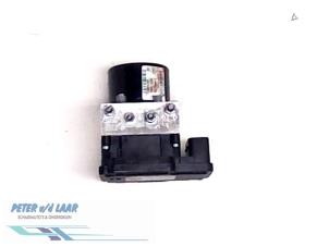 Gebruikte ABS Pomp Renault Scénic III (JZ) 1.6 Energy dCi 130 Prijs € 280,00 Margeregeling aangeboden door Autodemontage van de Laar