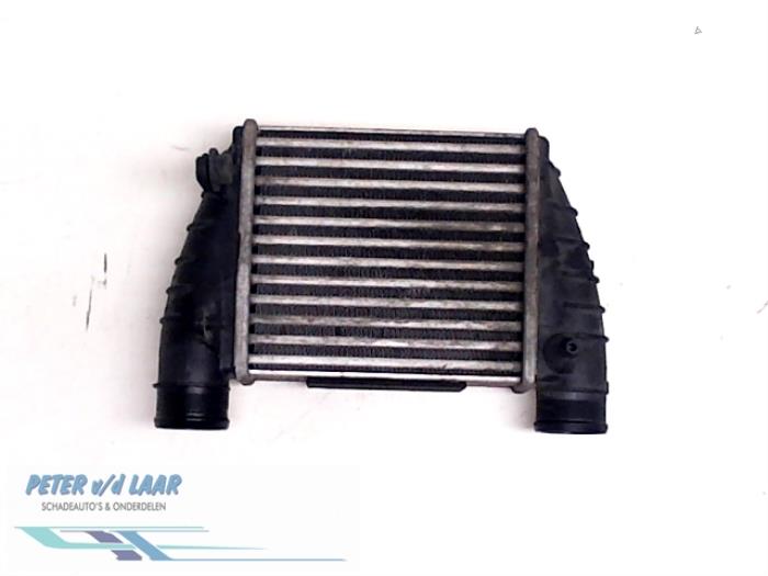 Gebruikte Intercooler Audi A4 Avant (B7) 2.0 TDI 16V Prijs € 80,00 Margeregeling aangeboden door Autodemontage van de Laar