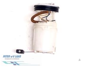 Gebruikte Benzinepomp Volkswagen CrossPolo (9N3) 1.6 16V Prijs € 50,00 Margeregeling aangeboden door Autodemontage van de Laar