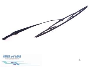 Gebruikte Ruitenwisserarm voor Opel Meriva 1.6 16V Prijs € 15,00 Margeregeling aangeboden door Autodemontage van de Laar