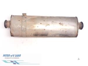 Gebruikte Uitlaat Middendemper Renault Master II (ED/HD/UD) 3.0 dCi 16V 140 Prijs € 50,00 Margeregeling aangeboden door Autodemontage van de Laar