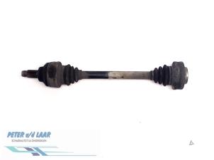 Gebruikte Steekas rechts-achter BMW 5 serie (E39) 535i 32V Prijs € 70,00 Margeregeling aangeboden door Autodemontage van de Laar