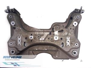 Gebruikte Subframe Renault Espace (JK) 2.2 dCi 16V Prijs € 120,00 Margeregeling aangeboden door Autodemontage van de Laar