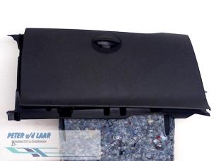 Gebruikte Dashboardkastje Renault Kangoo Express (FW) 1.5 dCi 75 Prijs € 50,00 Margeregeling aangeboden door Autodemontage van de Laar