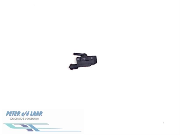 Gebruikte Map Sensor (inlaatspruitstuk) Renault Trafic New (JL) 2.0 dCi 16V 115 Prijs € 50,00 Margeregeling aangeboden door Autodemontage van de Laar