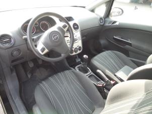 Gebruikte Airbag Set + Module Opel Corsa D 1.2 16V Prijs op aanvraag aangeboden door Autodemontage van de Laar