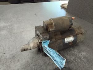 Gebruikte Startmotor Chrysler Voyager/Grand Voyager (RG/RS) 2.8 CRD 16V Autom. Prijs € 50,00 Margeregeling aangeboden door Autodemontage van de Laar