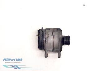 Gebruikte Dynamo Renault Clio III (BR/CR) 1.5 dCi 70 Prijs € 50,00 Margeregeling aangeboden door Autodemontage van de Laar