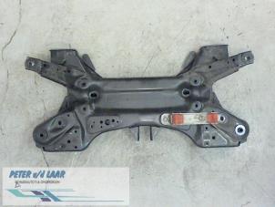 Gebruikte Subframe Renault Master III (EV/HV/UV/VA/VB/VD/VF/VG/VJ) 2.3 dCi 165 16V FWD Prijs € 200,00 Margeregeling aangeboden door Autodemontage van de Laar