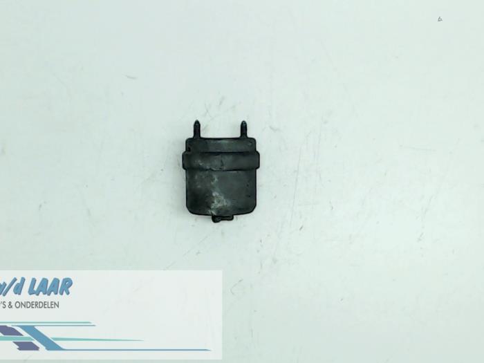 Gebruikte Motorrubber Volkswagen Transporter/Caravelle T4 2.8 VR6 Prijs € 20,00 Margeregeling aangeboden door Autodemontage van de Laar