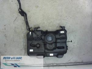 Gebruikte Tank Renault Twingo III (AH) 1.0 SCe 70 12V Prijs € 100,00 Margeregeling aangeboden door Autodemontage van de Laar