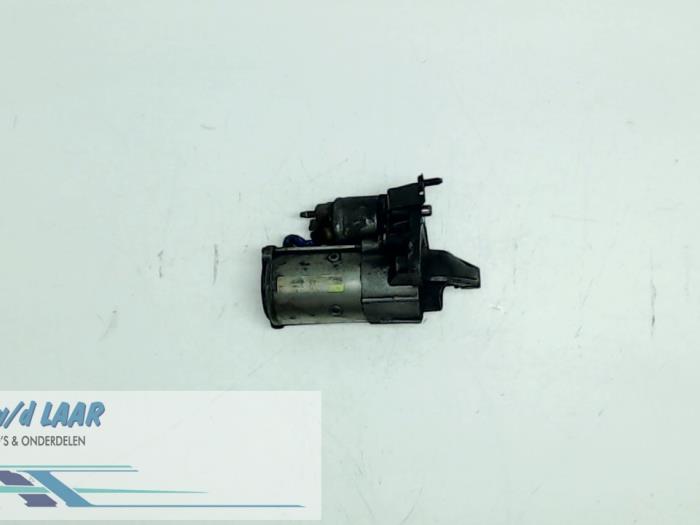 Gebruikte Startmotor Peugeot 206 (2A/C/H/J/S) 1.6 HDI 16V FAP Prijs € 40,00 Margeregeling aangeboden door Autodemontage van de Laar