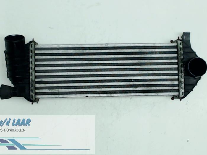 Gebruikte Intercooler Renault Kangoo Express (FW) 1.5 dCi 105 FAP Prijs € 120,00 Margeregeling aangeboden door Autodemontage van de Laar