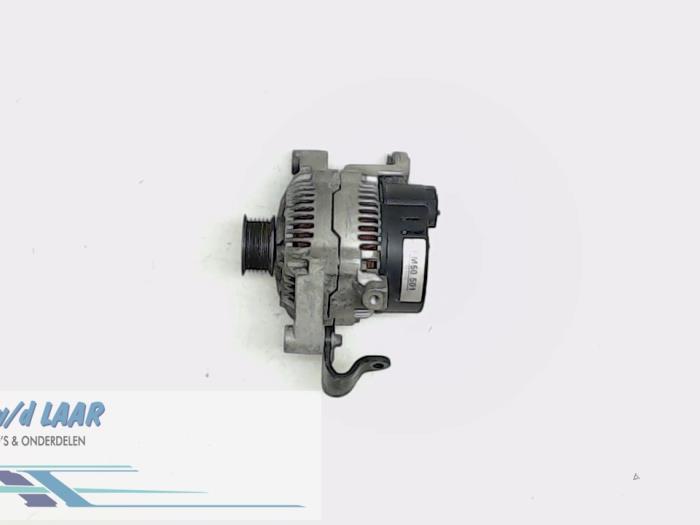 Gebruikte Dynamo Opel Zafira (M75) 1.6 16V Twin Port CNG Prijs € 70,00 Margeregeling aangeboden door Autodemontage van de Laar
