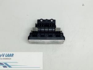 Gebruikte Airbag rechts (Dashboard) Opel Corsa Prijs € 120,00 Margeregeling aangeboden door Autodemontage van de Laar