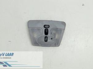 Gebruikte Binnenverlichting voor Mercedes Vaneo (W414) 1.7 CDI 16V Prijs € 40,00 Margeregeling aangeboden door Autodemontage van de Laar