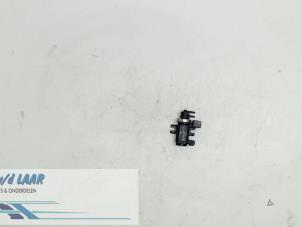 Gebruikte EGR module BMW 5 serie (E60) 535d 24V Prijs € 40,00 Margeregeling aangeboden door Autodemontage van de Laar