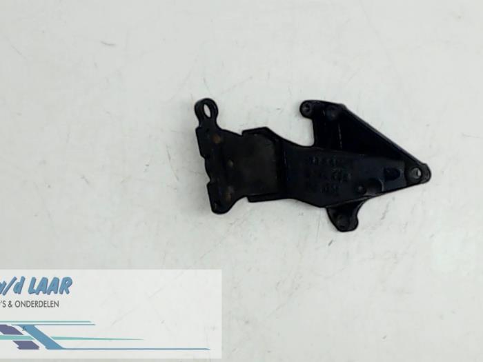 Gebruikte Motorrubber Opel Zafira (M75) 1.6 16V Twin Port CNG Prijs € 25,00 Margeregeling aangeboden door Autodemontage van de Laar