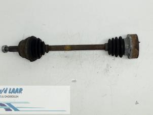 Gebruikte Cardanas links-voor (VWA) Volkswagen Golf III Cabrio Restyling (1E7) 2.0 Prijs € 50,00 Margeregeling aangeboden door Autodemontage van de Laar