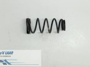 Gebruikte Schroefveer achter Fiat Grande Punto (199) 1.4 Prijs € 30,00 Margeregeling aangeboden door Autodemontage van de Laar