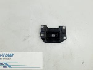 Gebruikte Motorsteun Ford Focus C-Max 1.6 16V Prijs € 30,00 Margeregeling aangeboden door Autodemontage van de Laar