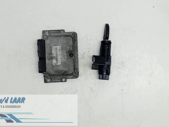 Gebruikte Computer Motormanagement Alfa Romeo 147 (937) 1.9 JTD 115 Prijs € 140,00 Margeregeling aangeboden door Autodemontage van de Laar