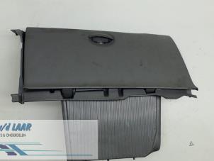 Gebruikte Dashboardkastje Renault Kangoo Express (FW) 1.5 dCi 105 Prijs € 25,00 Margeregeling aangeboden door Autodemontage van de Laar