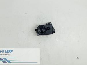 Gebruikte Licht Schakelaar Ford Fiesta 5 (JD/JH) 1.3 Prijs € 25,00 Margeregeling aangeboden door Autodemontage van de Laar