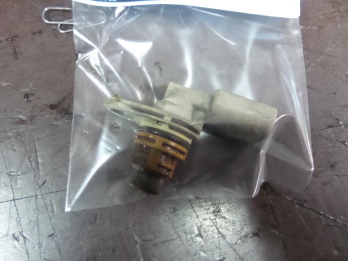 Gebruikte Sensor Nokkenas Seat Ibiza III (6L1) 1.2 12V Prijs € 25,00 Margeregeling aangeboden door Autodemontage van de Laar