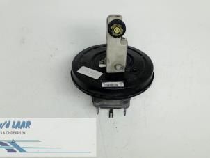 Gebruikte Rembol Renault Megane III Grandtour (KZ) 1.6 16V Prijs € 100,00 Margeregeling aangeboden door Autodemontage van de Laar