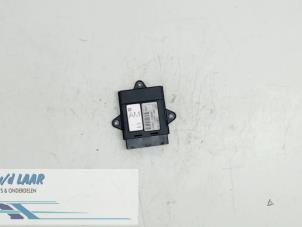 Gebruikte Module Comfort Opel Signum (F48) 2.2 DTI 16V Prijs € 40,00 Margeregeling aangeboden door Autodemontage van de Laar