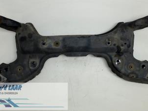 Gebruikte Subframe Fiat Punto II (188) 1.9 JTD 80 ELX Prijs € 70,00 Margeregeling aangeboden door Autodemontage van de Laar