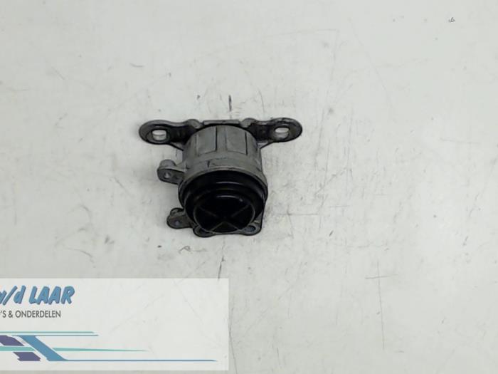 Gebruikte Motorrubber Ford Mondeo III Wagon 2.0 TDCi/TDDi 115 16V Prijs € 35,00 Margeregeling aangeboden door Autodemontage van de Laar