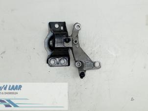 Gebruikte Motorrubber Dacia Logan MCV (KS) 1.6 16V Flexifuel Prijs € 50,00 Margeregeling aangeboden door Autodemontage van de Laar