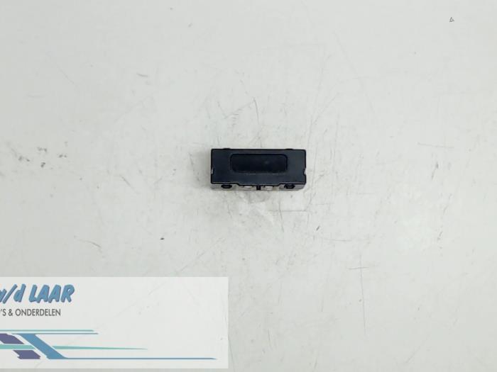 Gebruikte Display Interieur Renault Clio II Societe (SB) 1.9 D Prijs € 20,00 Margeregeling aangeboden door Autodemontage van de Laar