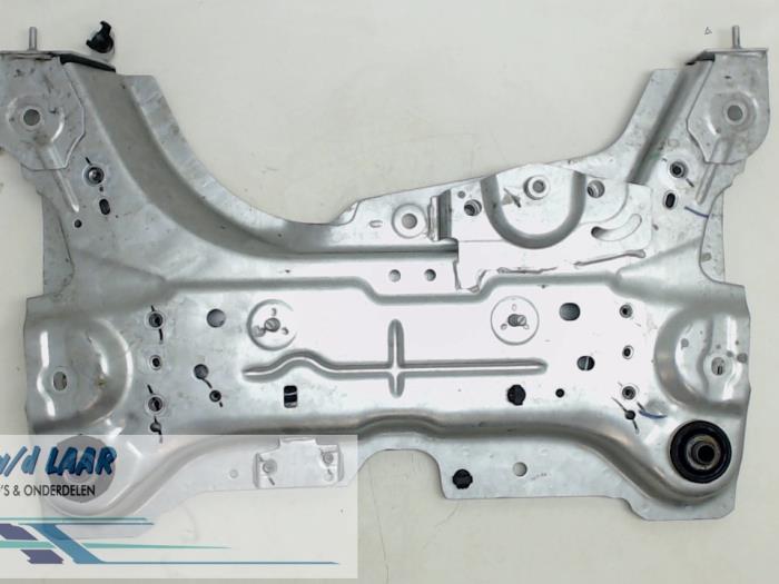 Gebruikte Subframe Renault Laguna III Estate (KT) 1.5 dCi 110 FAP Prijs € 200,00 Margeregeling aangeboden door Autodemontage van de Laar